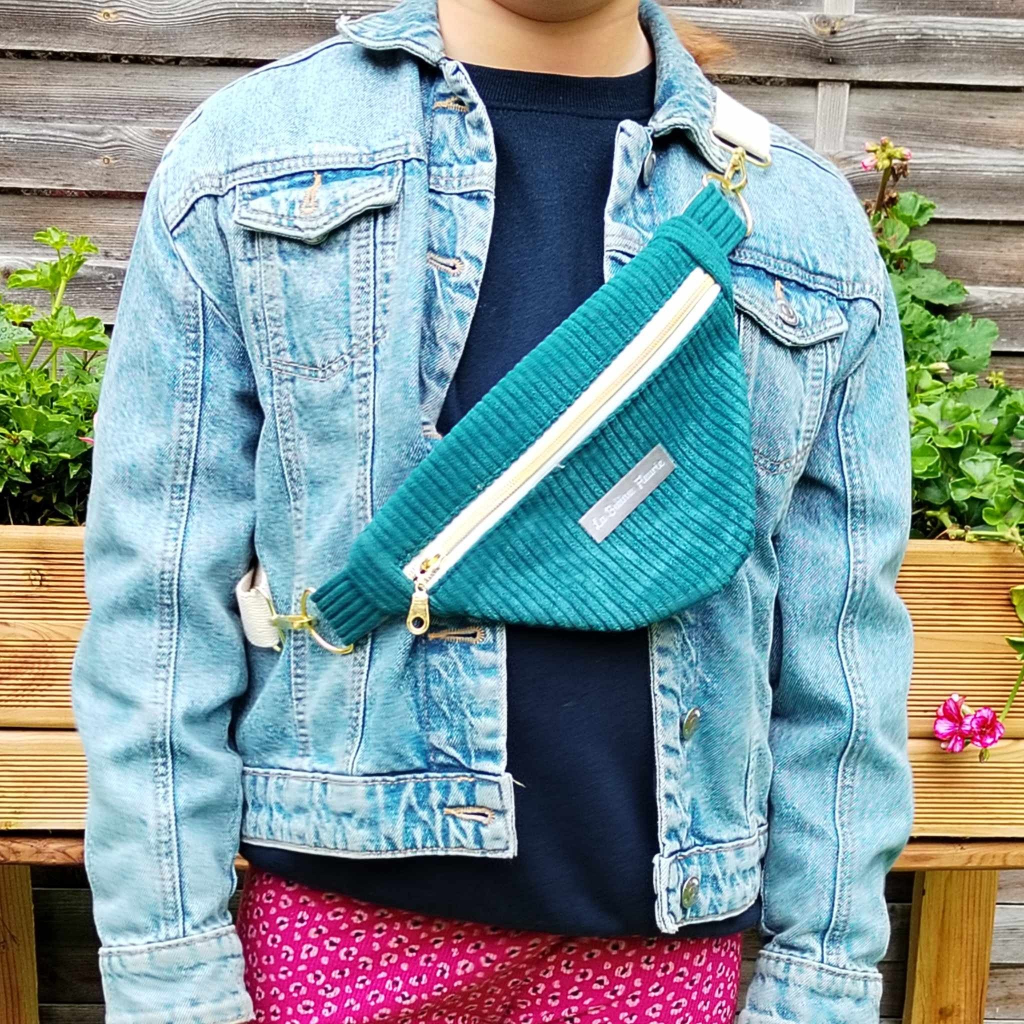 Le sac banane bleu canard